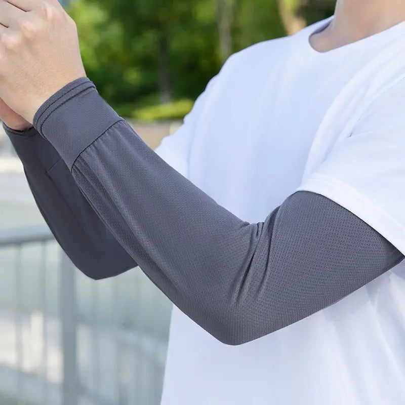 2025 Summer Ice Silk Men's Loose Sunscreen Sleeves UV Ice Gloves Riding Arm Guards Sport Running Driving Absorbent