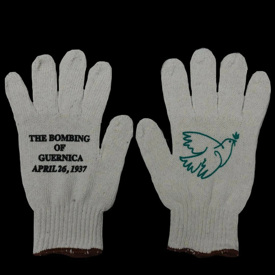 Women Knitted Glove Winter Screen High Fashion Ladies Glove Thicken Warm Compression Men Casual Mitten Y2K figure Pattern Gothic